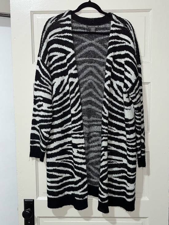 Kate & Mallory Sweaters - Kate & Mallory Zebra-Print Open Front Cardigan - Black & White